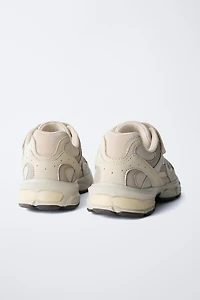 MULTI-PIECE ATHLETIC SNEAKERS