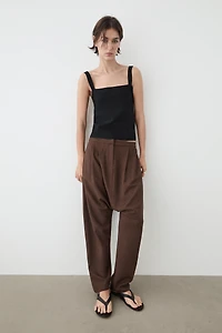 Knit top with a square neckline
