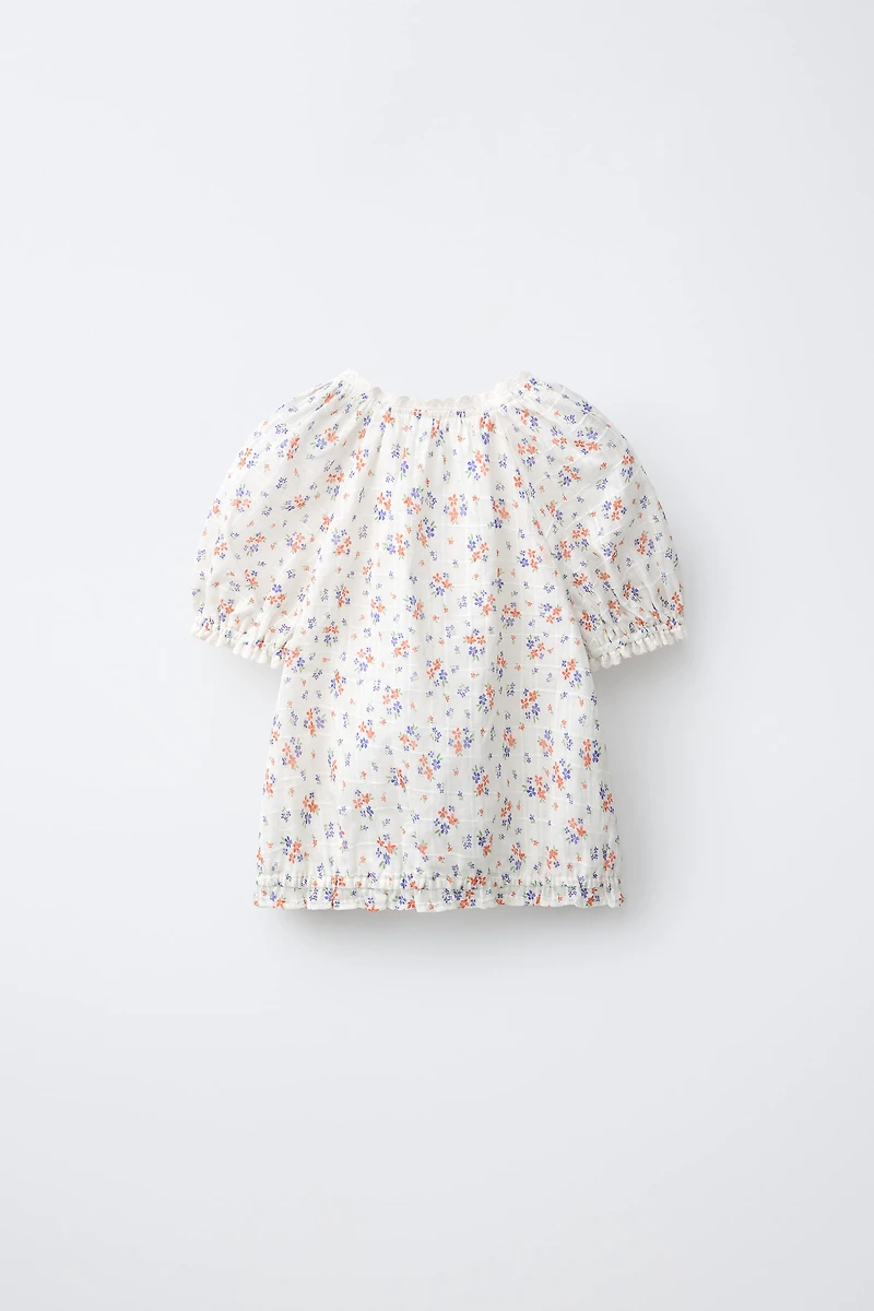 LACE TRIM FLORAL BLOUSE