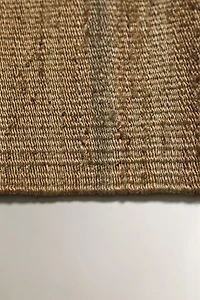 LIGHTWEIGHT JUTE AREA RUG