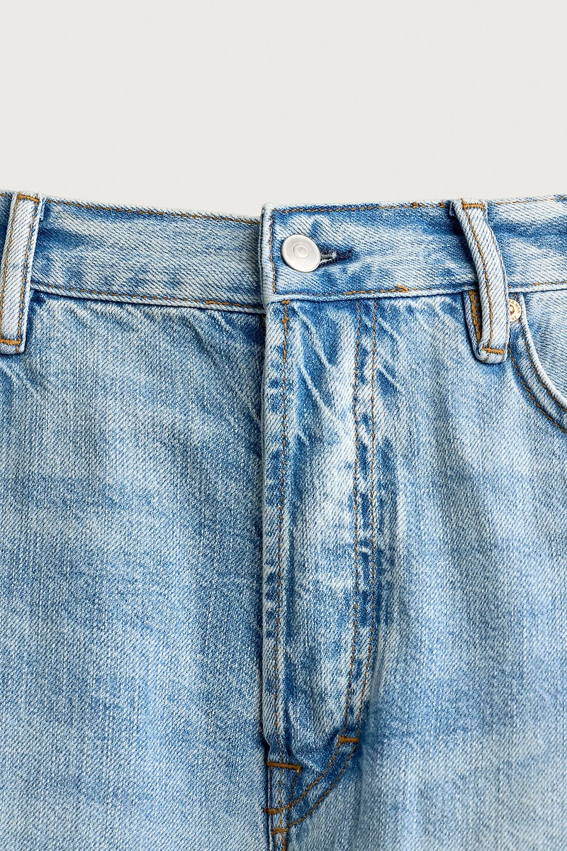 LIGHTWEIGHT REGULAR CROPPED FIT JEANS
