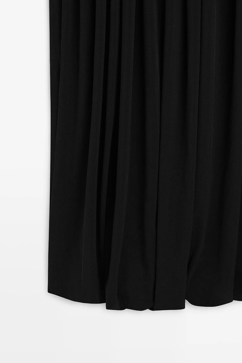 Strapless balloon midi dress