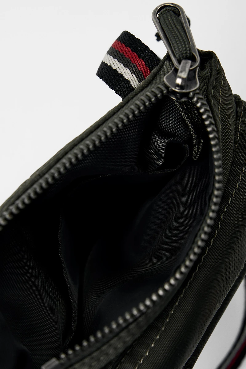 SAC BANDOULIÈRE EN NYLON BOBBY GILLESPIE X ZARA