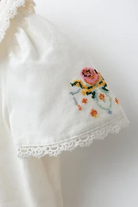 EMBROIDERED SHIRT