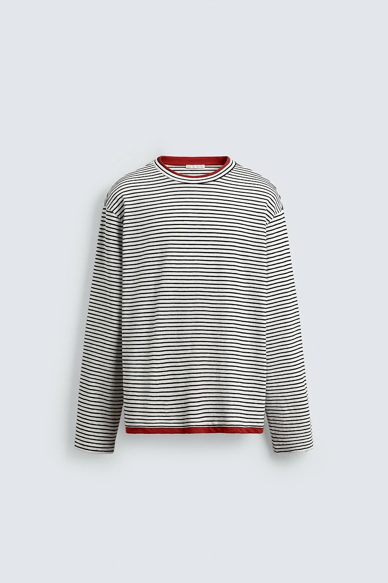 T-SHIRT À RAYURES EN CONTRASTE