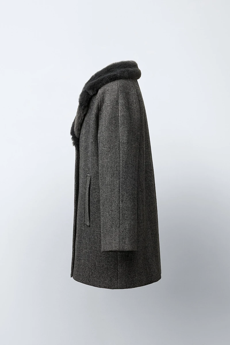 HERRINGBONE WOOL BLEND COAT WITH FAUX FUR COLLAR