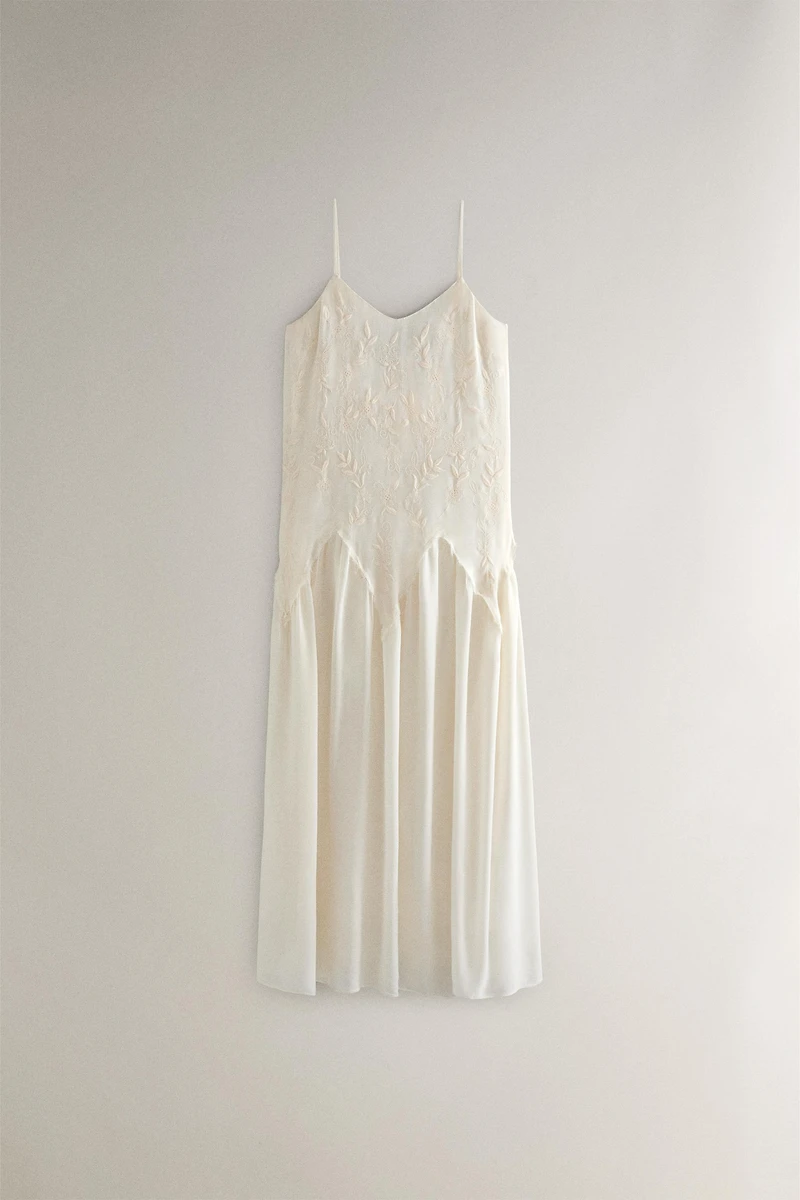 EMBROIDERED NIGHTDRESS