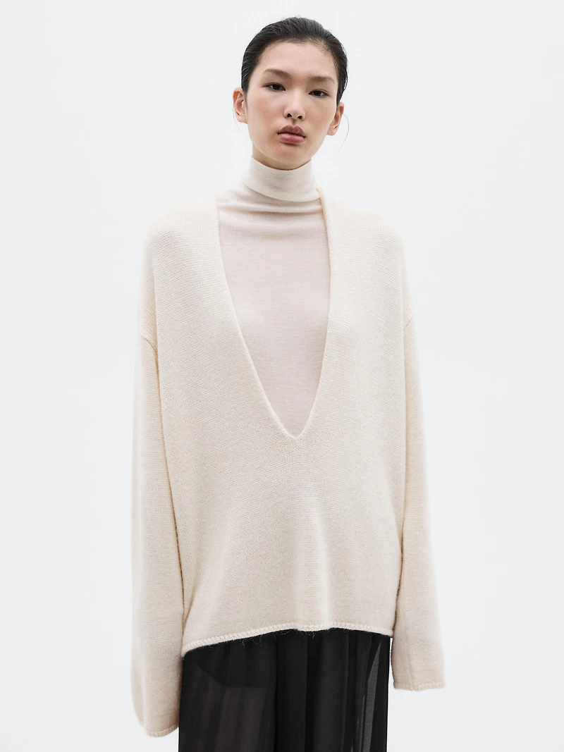 Knit alpaca and silk V-neck sweater - LIMITED