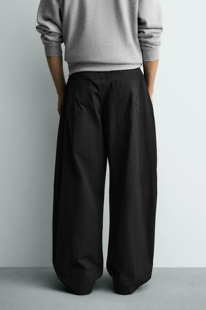 CURVED FIT PANTS