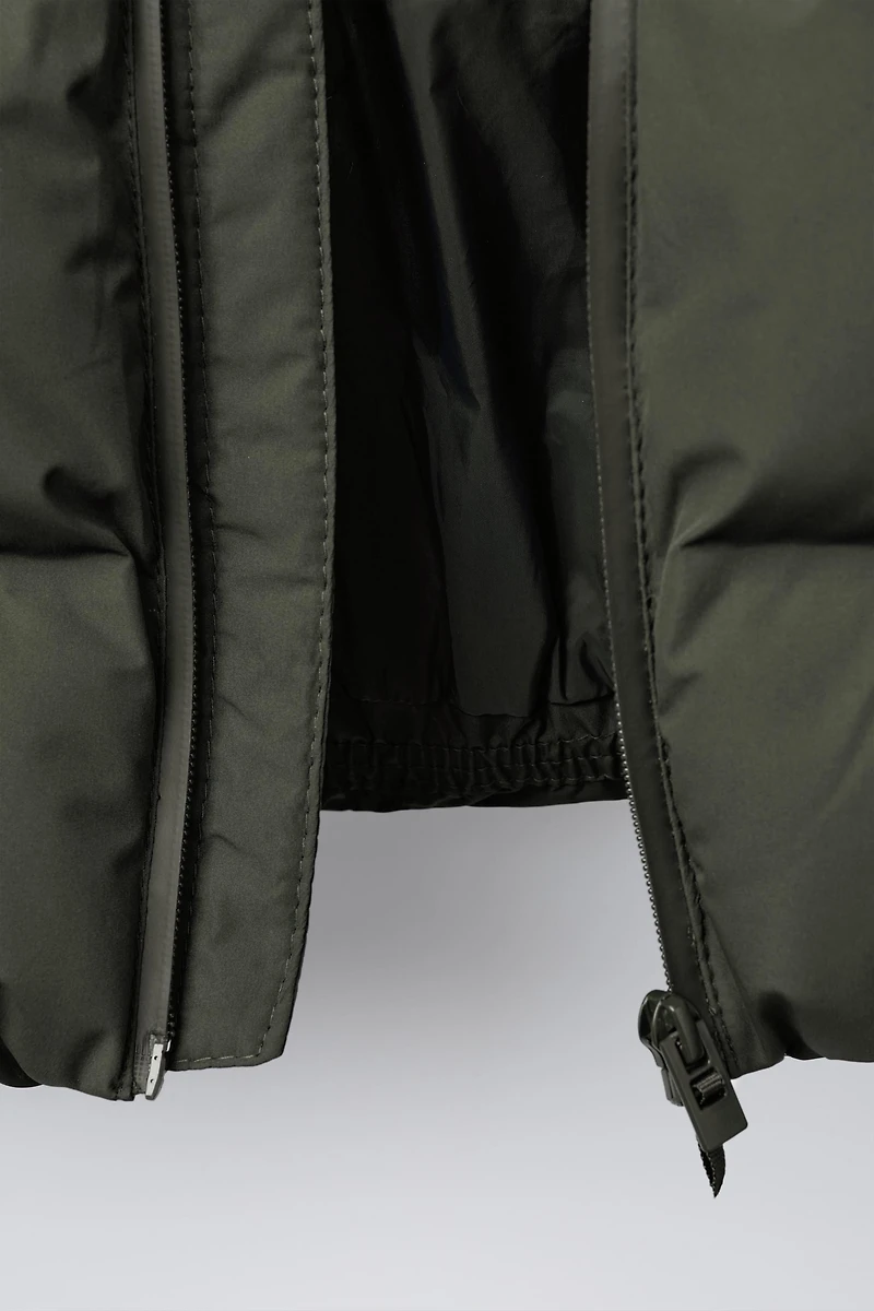 WATER REPELLENT PUFFER COAT WITH LABEL
