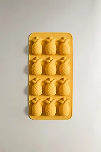 PINE CONE SILICONE ICE TRAY (12 CUBES)