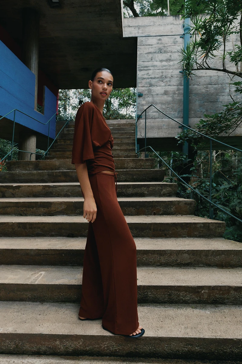 TEXTURED PALAZZO PANTS