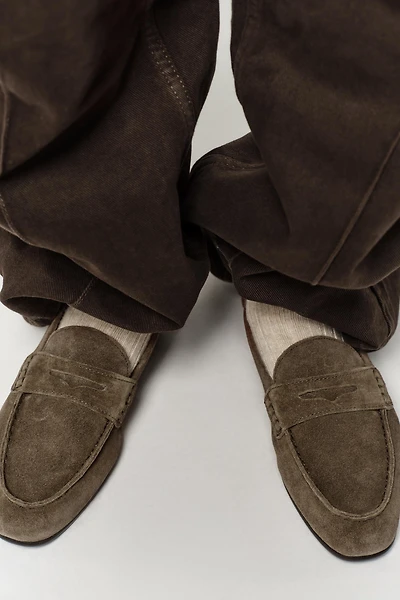 SPLIT LEATHER LOAFERS
