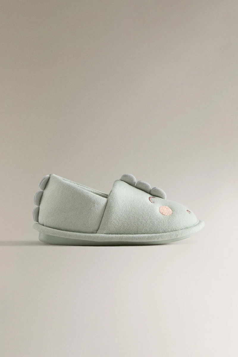 CHILDREN'S CROCODILE SLIPPERS