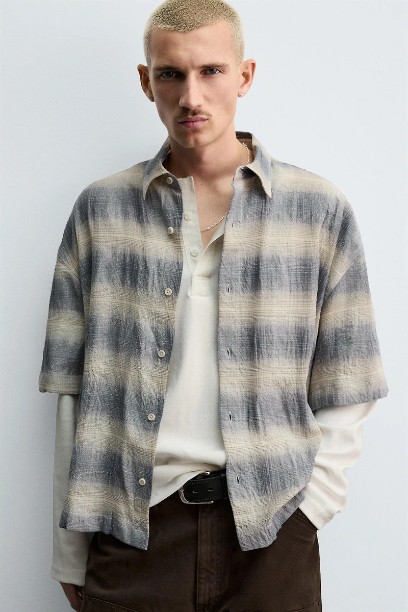 TEXTURED PLAID SHIRT