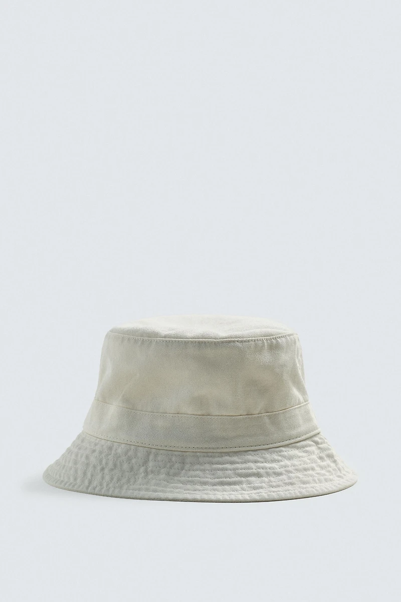 WASHED BUCKET HAT