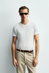 VISCOSE TEXTURED V-NECK T-SHIRT