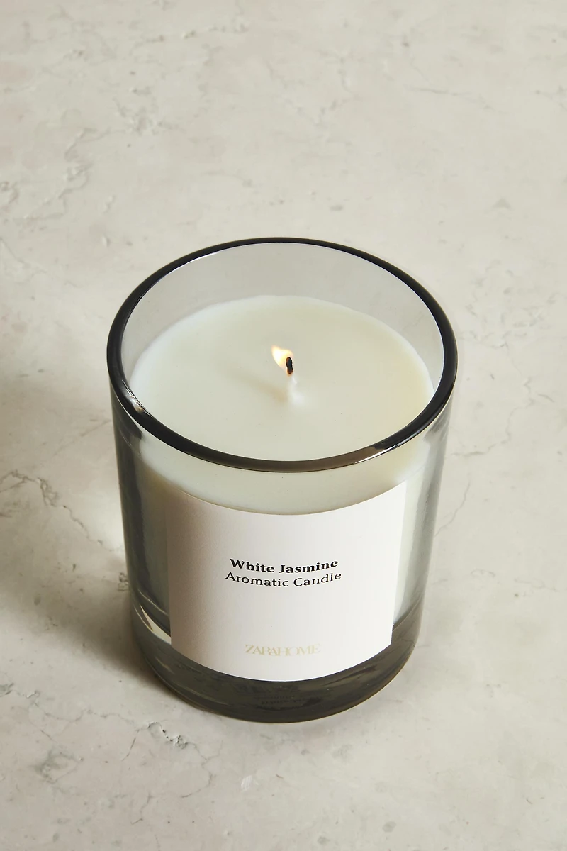 G) WHITE JASMINE SCENTED CANDLE