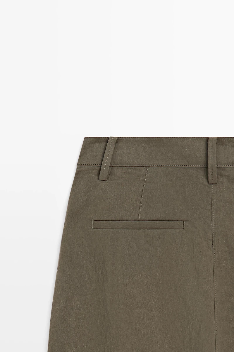 Technical wide-leg pleated pants