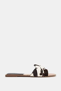 FLAT LEATHER SANDALS