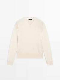 Wool blend knit V-neck sweater