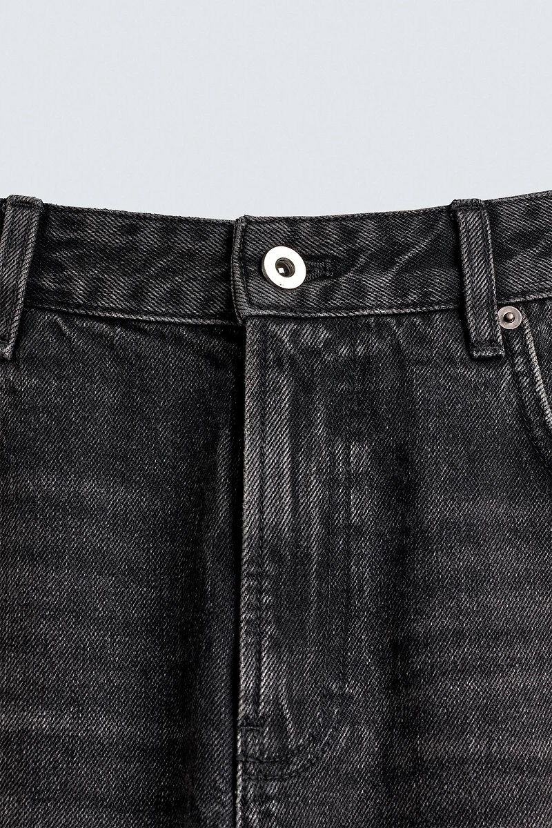 FLARE FIT JEANS