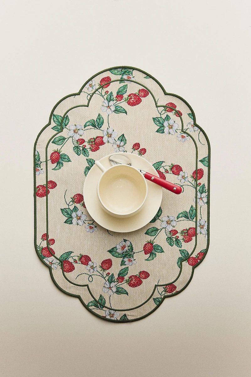 STRAWBERRY JACQUARD PLACEMAT