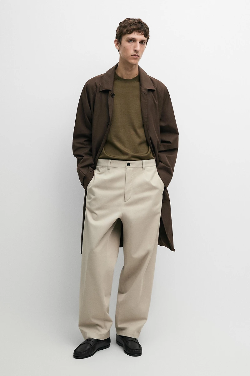Barrel fit pants with darts