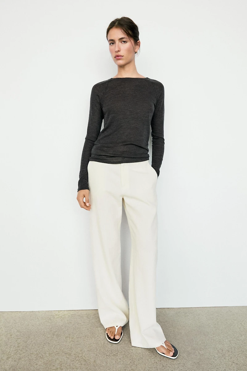 Wool T-shirt with raglan sleeves