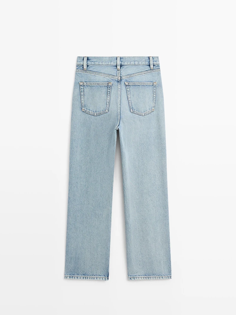 Straight-leg high-waist jeans