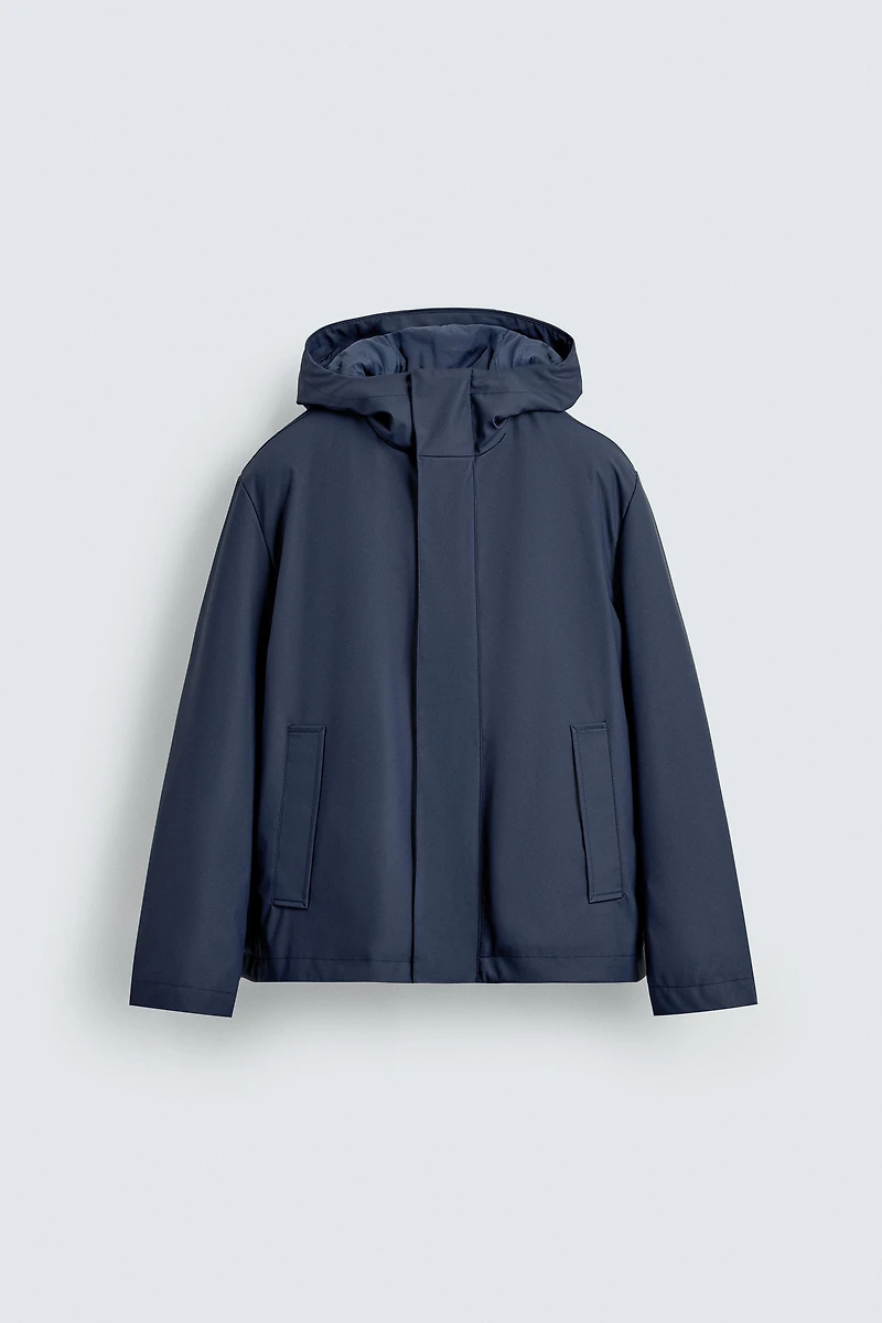PARKA EFFET GOMME AVEC CAPUCHE