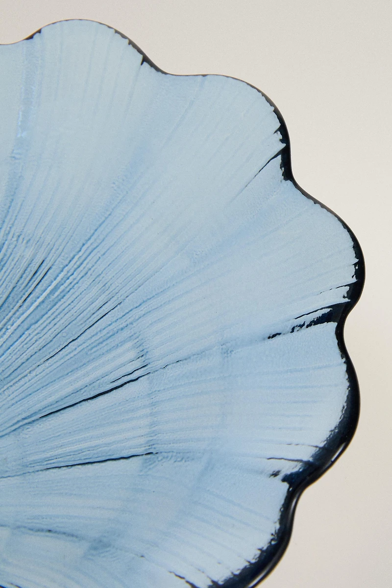 WAVY SHELL GLASS BOWL