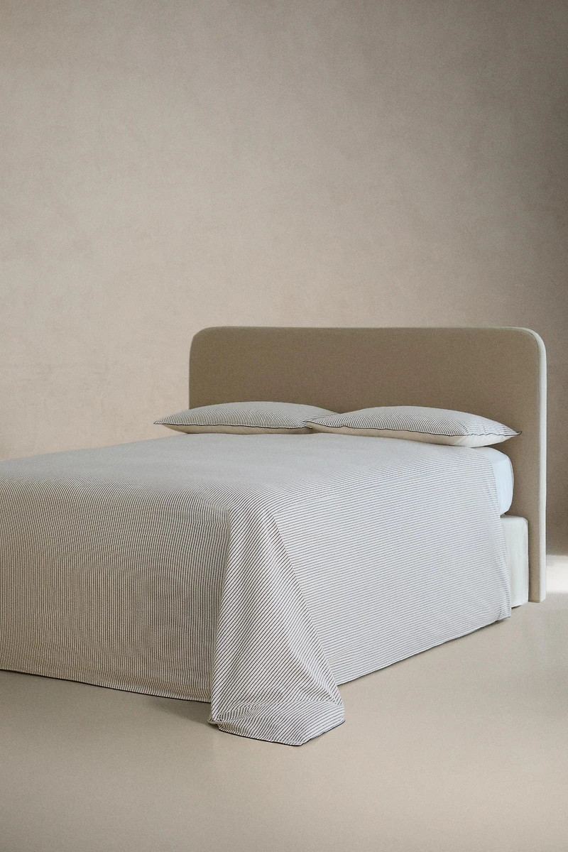 SEERSUCKER STRIPED DUVET COVER WITH PIPING