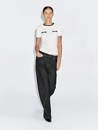 Short sleeve T-shirt with pocket details