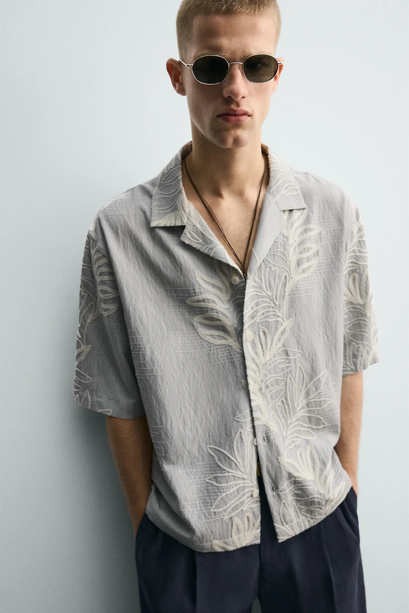 EMBROIDERED LEAF JACQUARD SHIRT