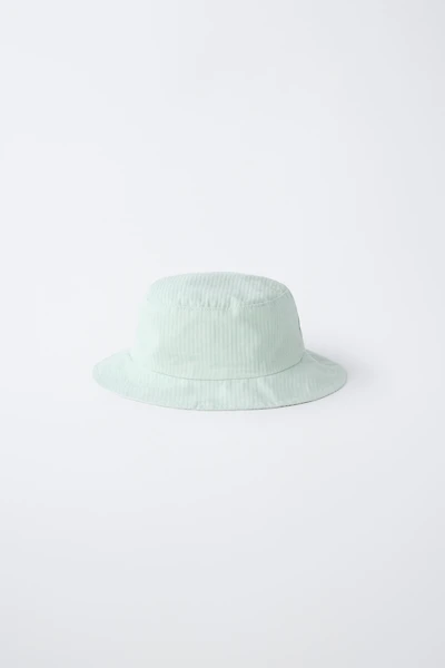 BUCKET HAT