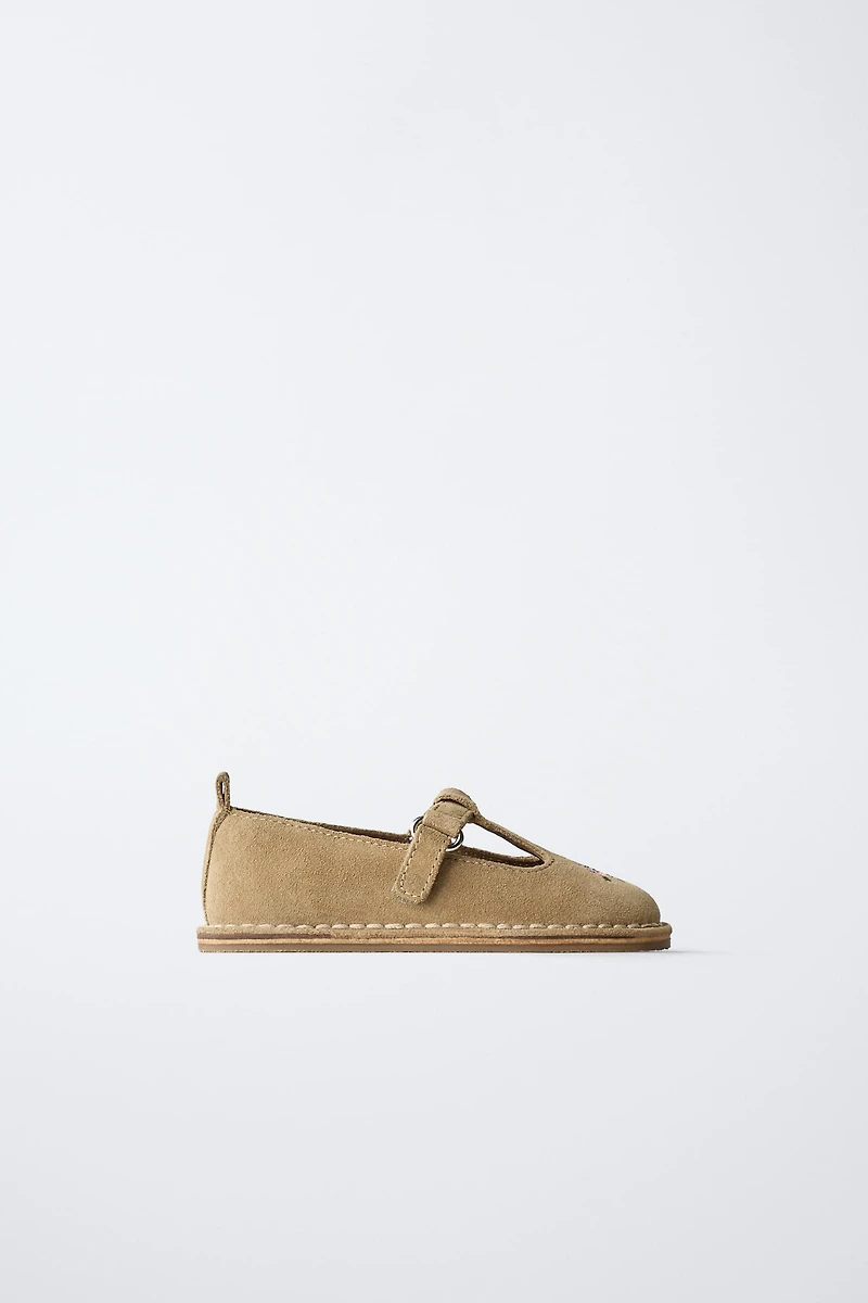 EMBROIDERED LEATHER T-STRAP BALLERINA