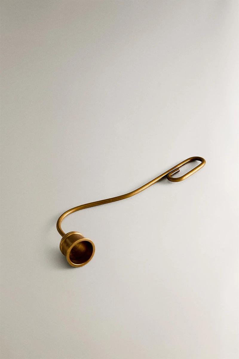 CANDLE SNUFFER WITH HANDLE