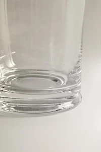 TALL TRANSPARENT GLASS TUMBLER