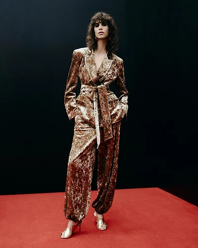 LAMINATED EFFECT HEELED SANDALS