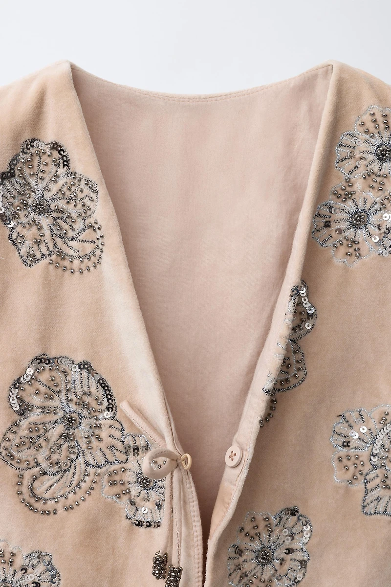 SEQUIN EMBROIDERED FLORAL VELVET VEST