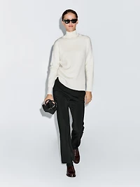 Crepe trousers with seam detail