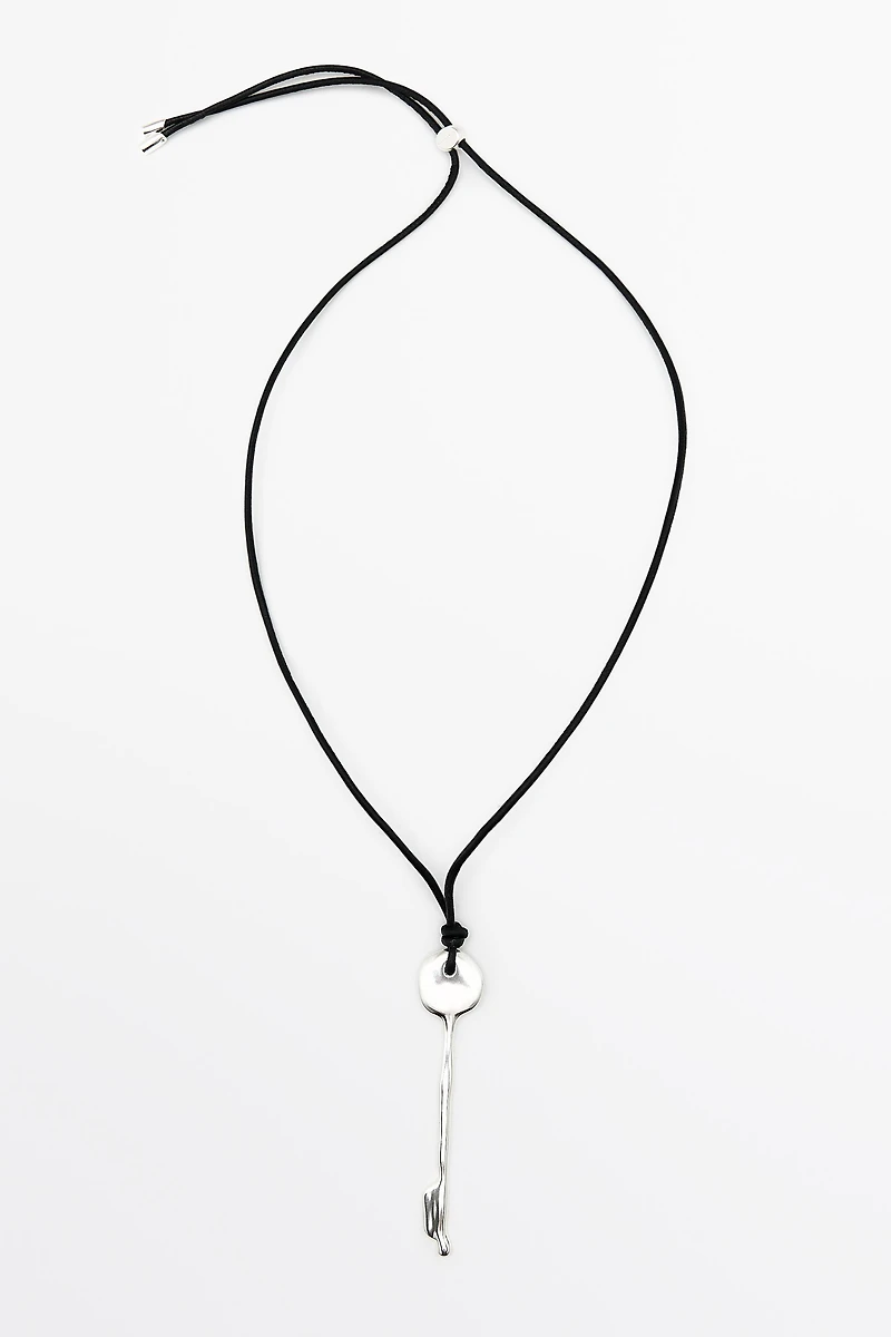 Key pendant necklace