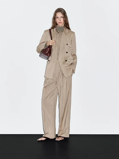 100% wool double-breasted blazer