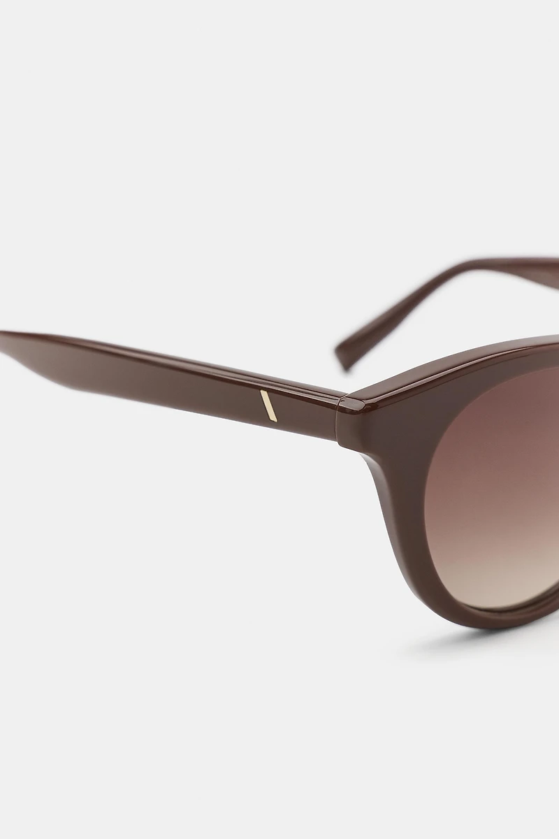 PREPPY CAT SUNGLASSES