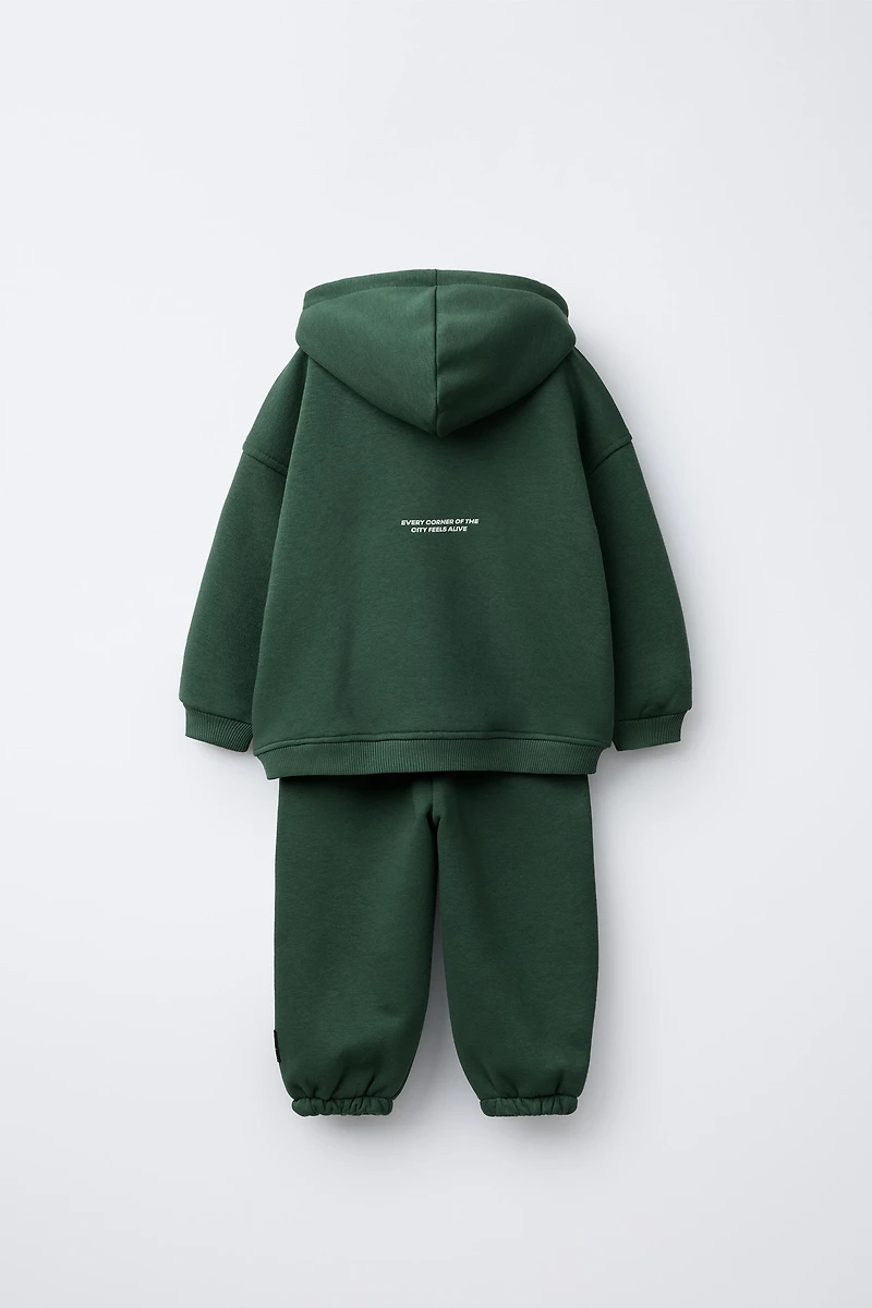 JOGGING SET WITH SWEATSHIRT AND JOGGER PANTS