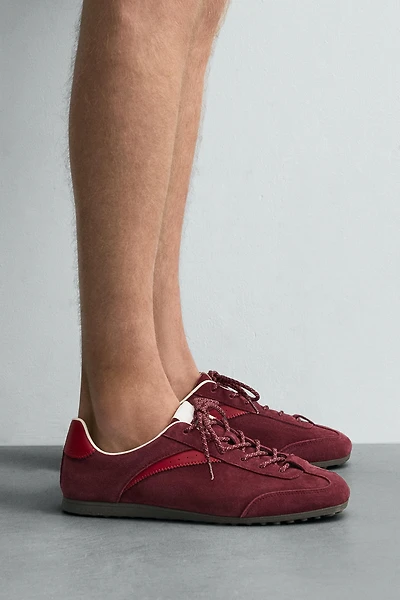 LEATHER SNEAKERS