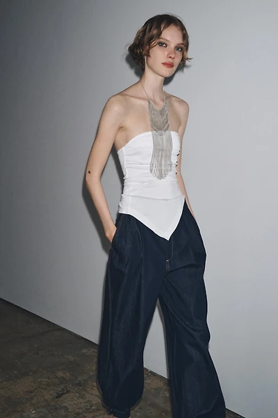 ASYMMETRIC STRAPLESS TOP