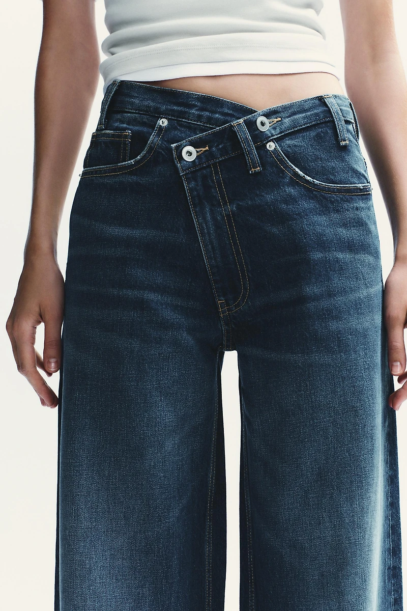 TRF HIGH WAIST CROSSOVER WIDE LEG JEANS