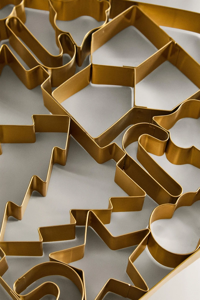 STEEL CHRISTMAS BAKING MOLD